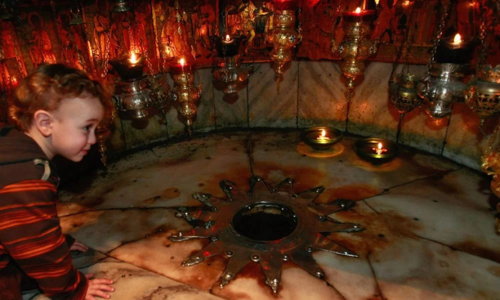 Χωρίς την παρουσία πιστών η Άγια Νύχτα τα μεσάνυχτα στη Βηθλεέμ